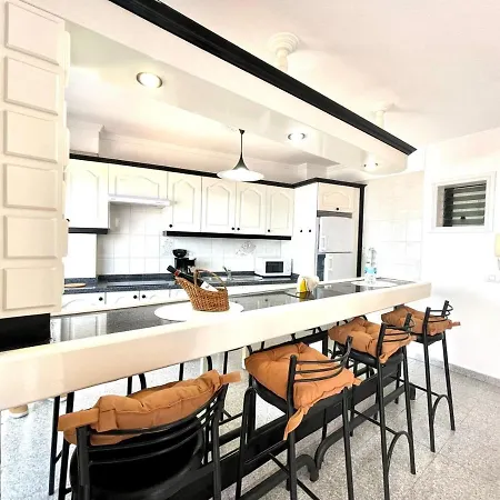 Апартаменты Apartamento A Con Vistas A Oceano Atlantico, En Primera Linea Del Mar,Terraza,Wifi Y Playa *